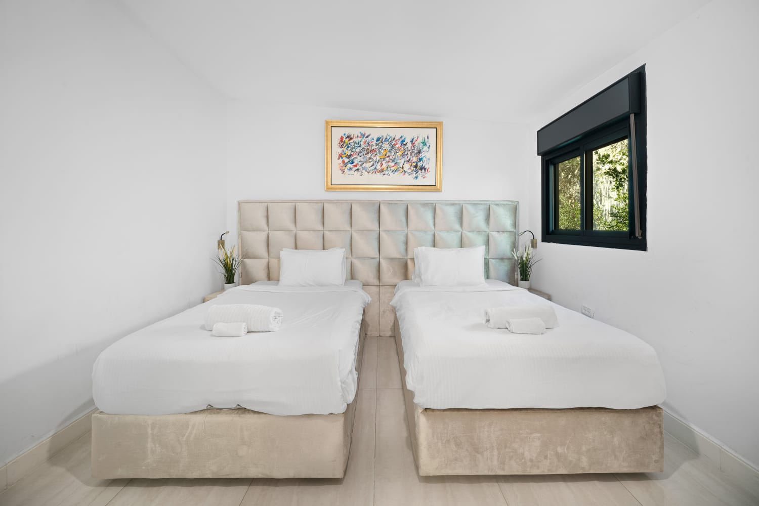 Peaceful 5BR Retreat in Green Givat Hamivtar – Walk to Shops & Shuls photo 9