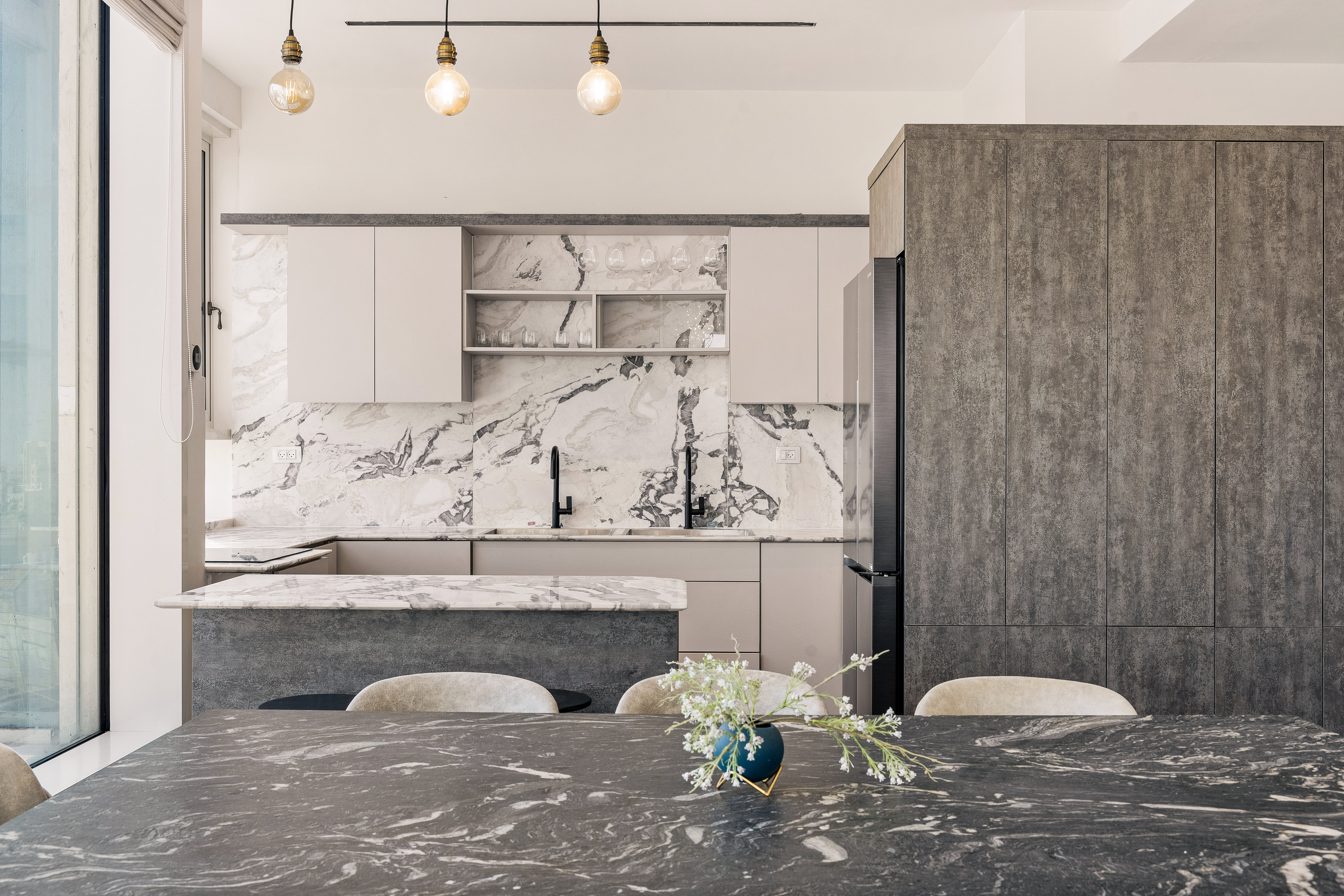 Authentic Geula Living with Modern Luxury – Har Habayit Views photo 7
