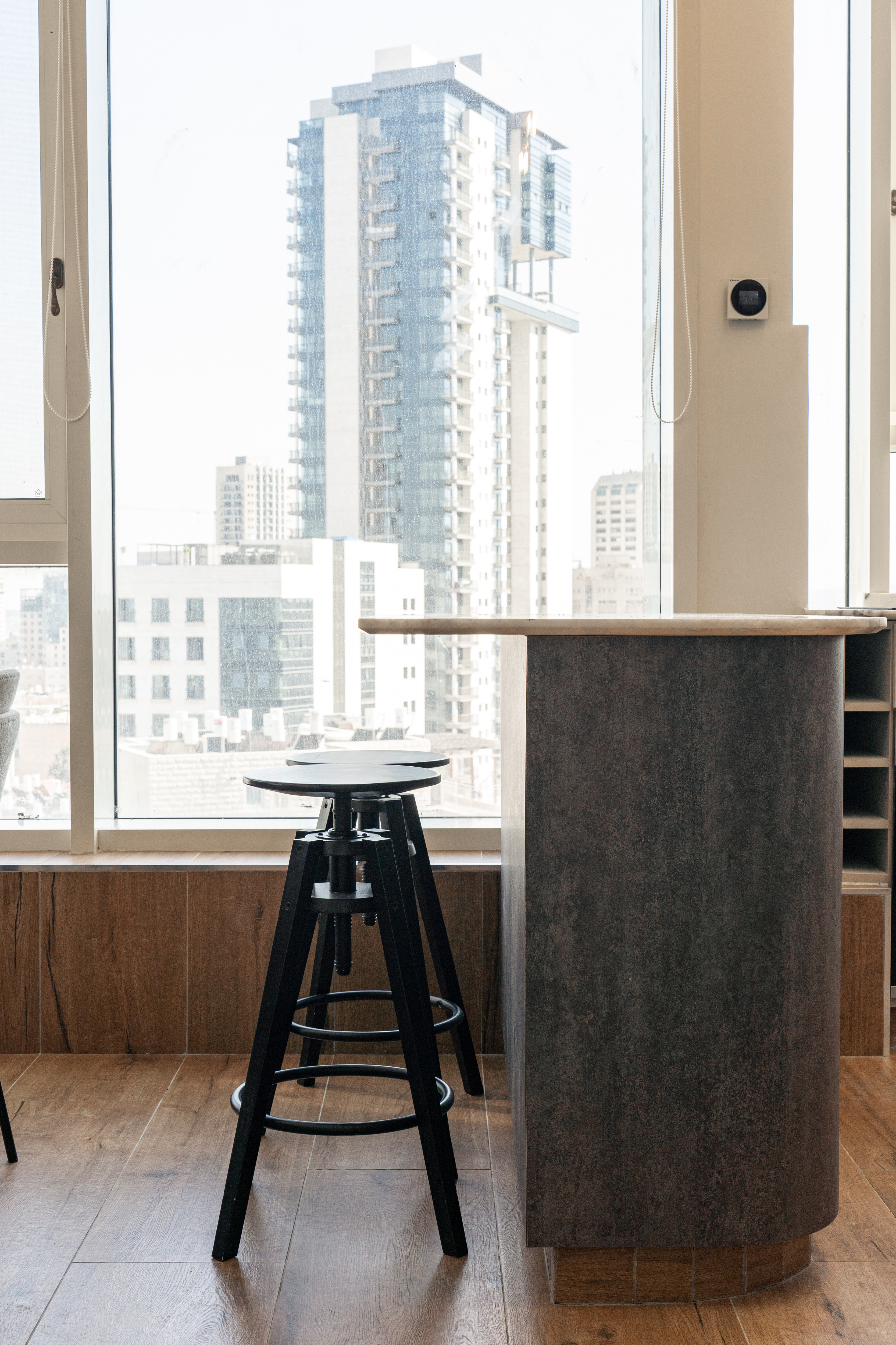 Authentic Geula Living with Modern Luxury – Har Habayit Views photo 31