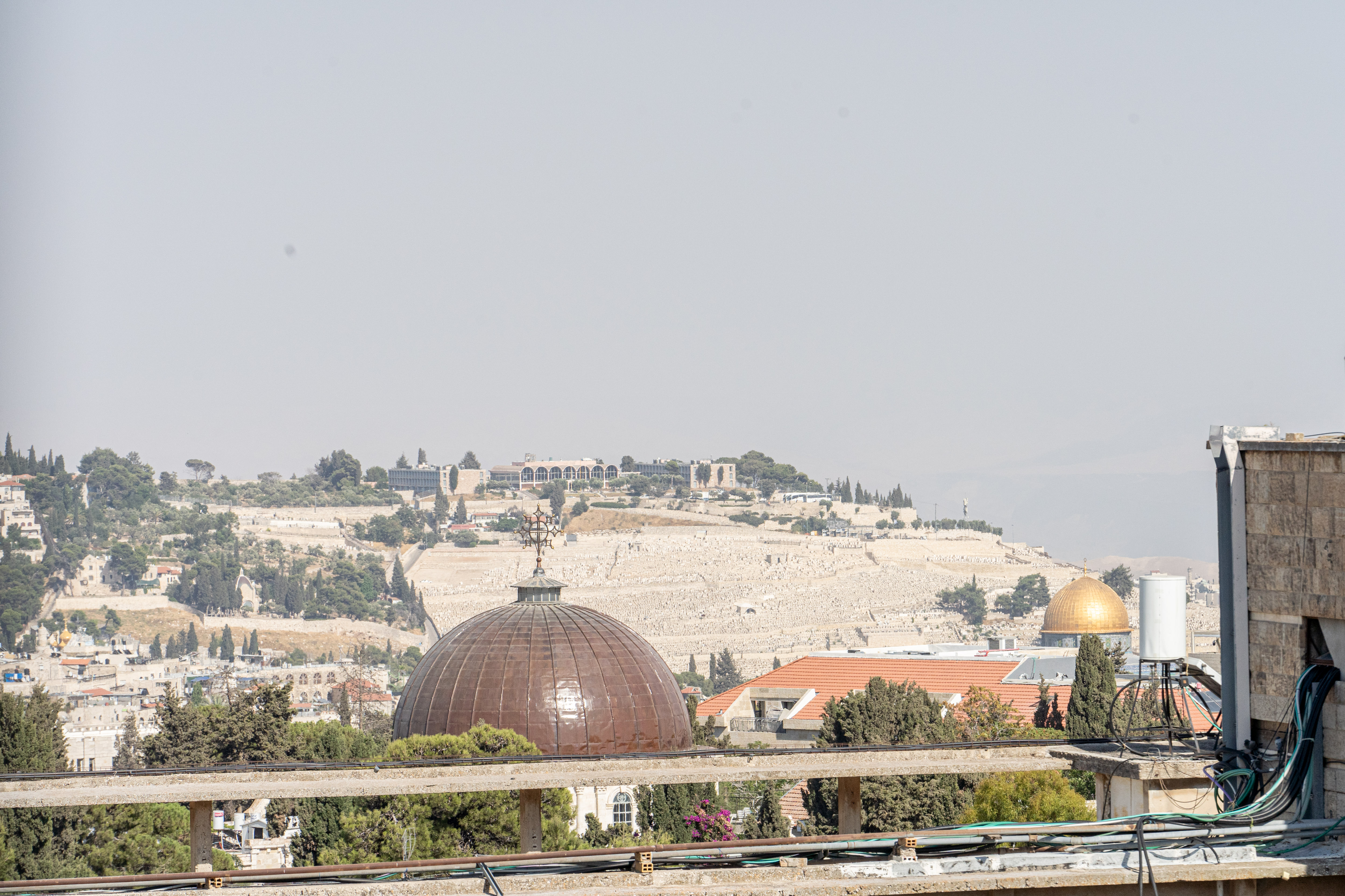 Authentic Geula Living with Modern Luxury – Har Habayit Views photo 39